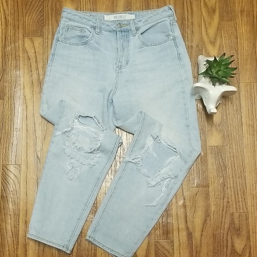 Brandy Melville distressed button fly mom jean